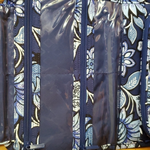 Vera Bradley Factory Style Medium Travel Organizer NWT - Picture 5 of 14